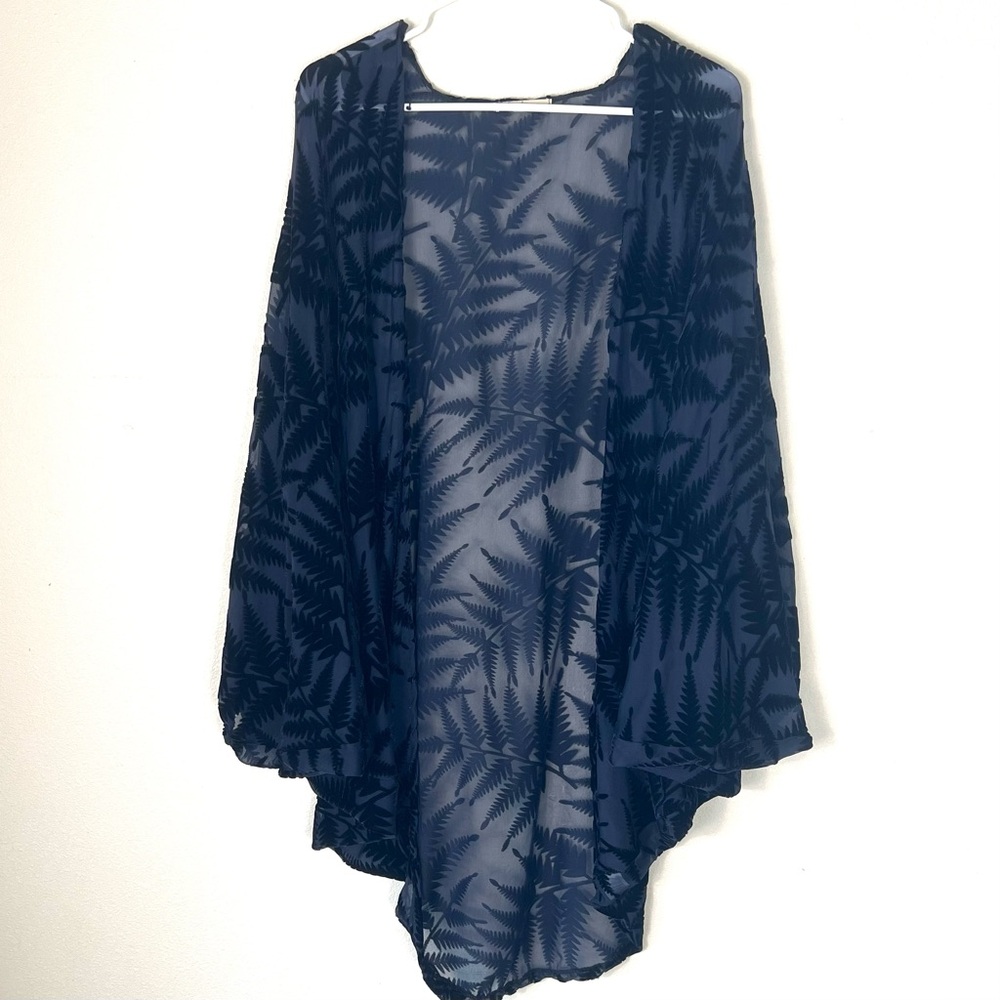 Floreat Anthropologie navy tropical leaf velvet kimono duster size medium